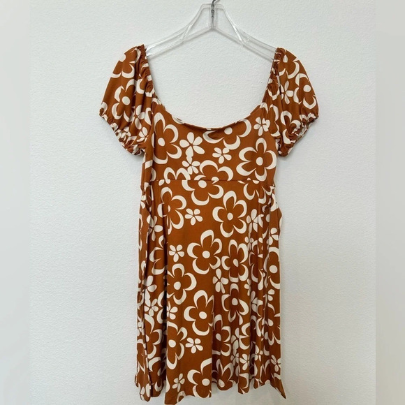 Altar'd‎ State Y2K, Floral Dress Size Large - Picture 7 of 9